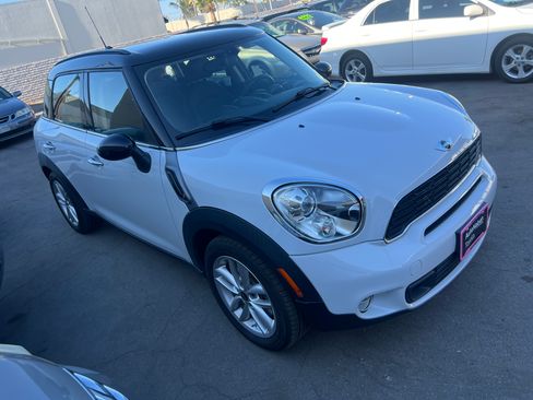 Used 2013 MINI Cooper Countryman S FWD image 4