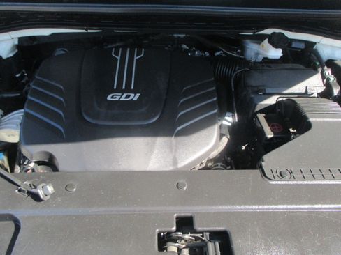 Used 2015 Kia Sedona EX image 18