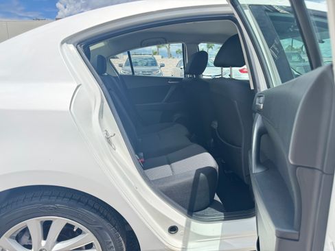 Used 2012 MAZDA MAZDA3 i Touring Sedan FWD image 19