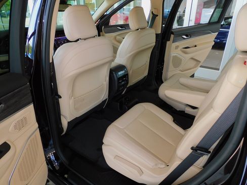 Used 2022 Jeep Grand Cherokee L 2WD Limited image 22
