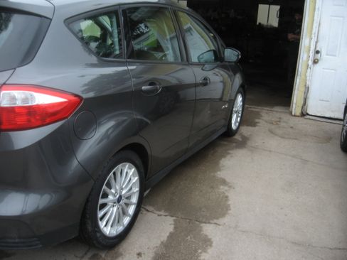 Used 2015 Ford C-MAX SE FWD image 4