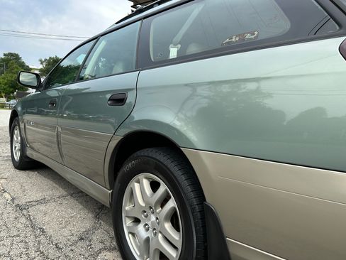 Used 2004 Subaru Outback Wagon AWD/4WD image 7