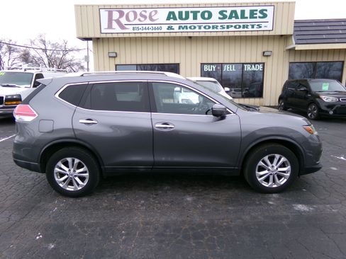 Used 2015 Nissan Rogue SV image 6