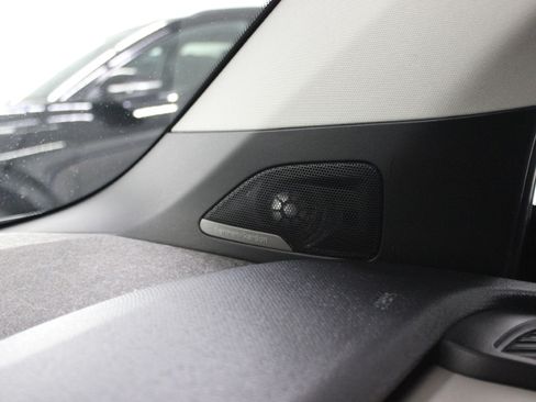 Used 2017 BMW i3 w/ Range Extender RWD image 22