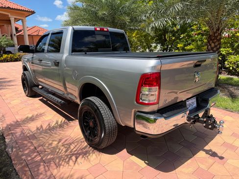 Used 2021 RAM 3500 4x4 Crew Cab Tradesman image 4