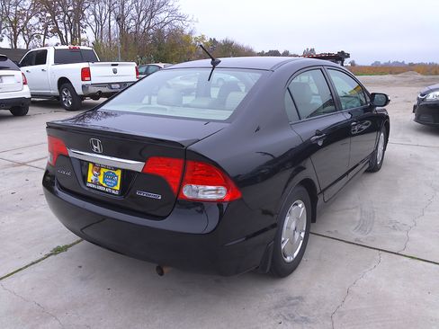 Used 2010 Honda Civic image 4