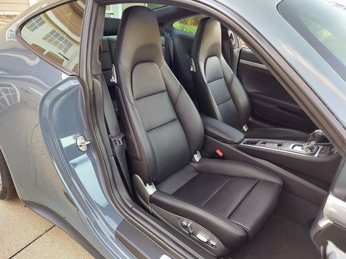 Used 2017 Porsche 911 Carrera 4S image 65