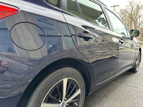 Used 2019 Subaru Impreza 2.0i Premium image 6