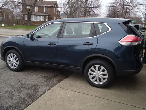 Used 2016 Nissan Rogue S image 6