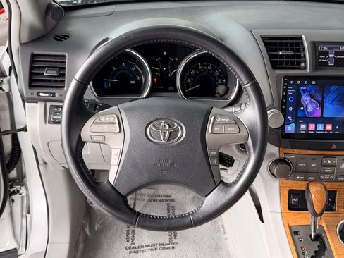Used 2010 Toyota Highlander Limited image 9