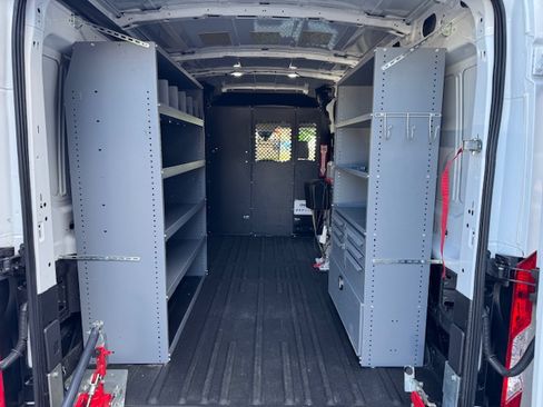 Used 2019 Ford Transit 250 image 4