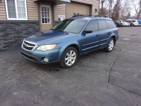 Used 2008 Subaru Outback 2.5i image 1