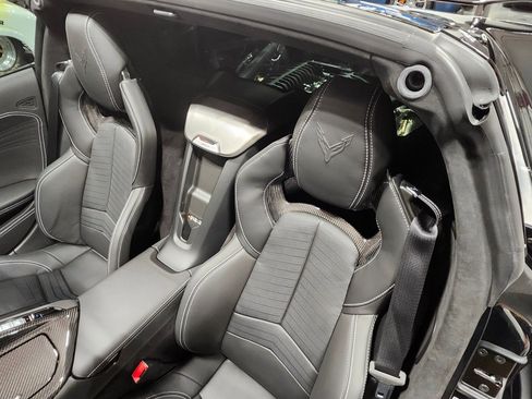 Used 2023 Chevrolet Corvette Z06 w/ Z07 Performance Package image 15