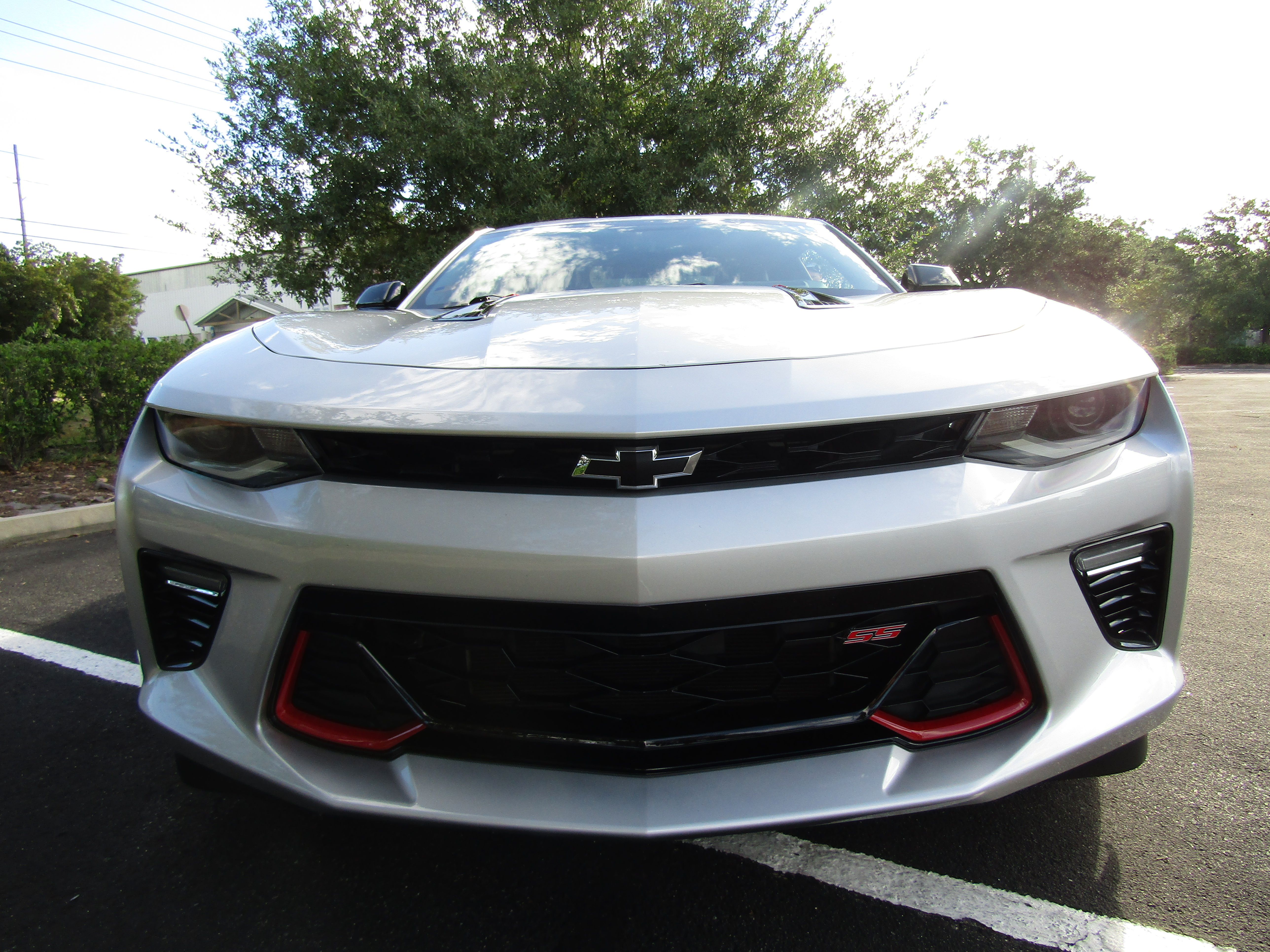 Used 2018 Chevrolet Camaro SS Coupe w/ 2SS RWD image 8