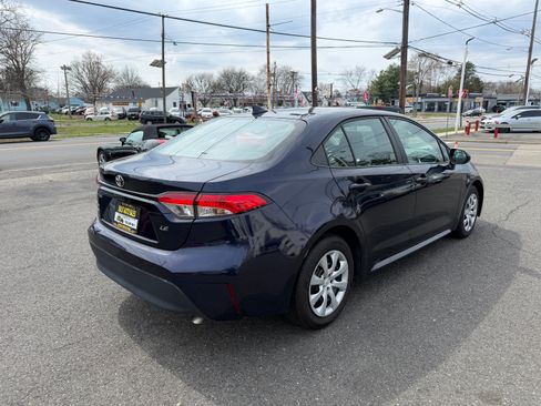 Used 2024 Toyota Corolla LE image 29