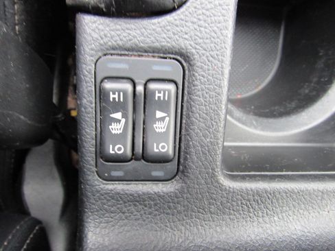 Used 2014 Subaru XV Crosstrek 2.0i Premium image 20