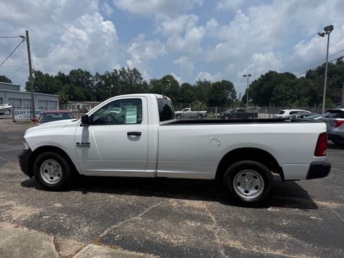 Used 2017 RAM 1500 2WD Regular Cab ST image 3