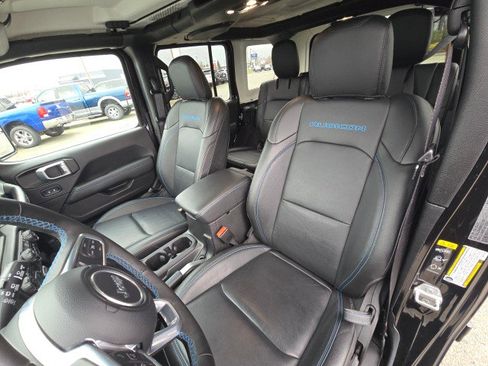 Used 2022 Jeep Wrangler Unlimited Rubicon 4xe image 25