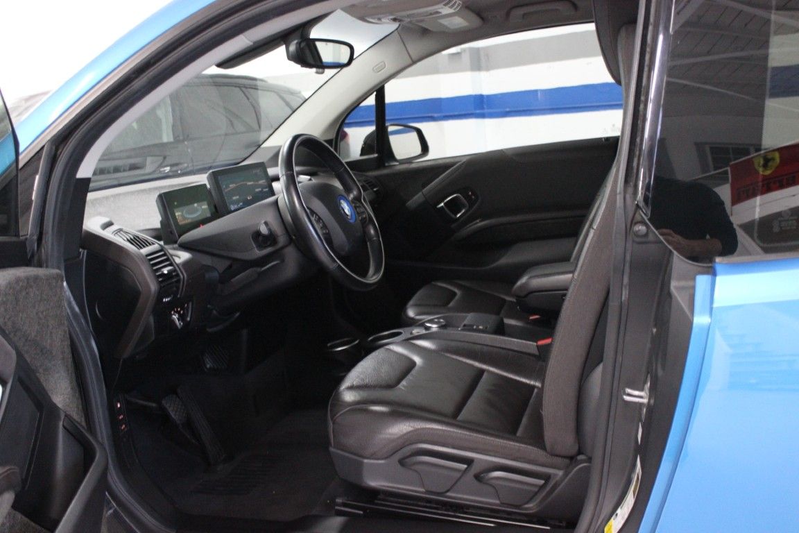 Used 2017 BMW i3 w/ Range Extender RWD image 12