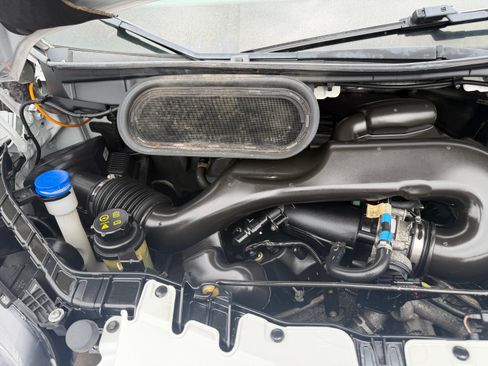 Used 2018 Ford Transit 150 130 Low Roof RWD image 23