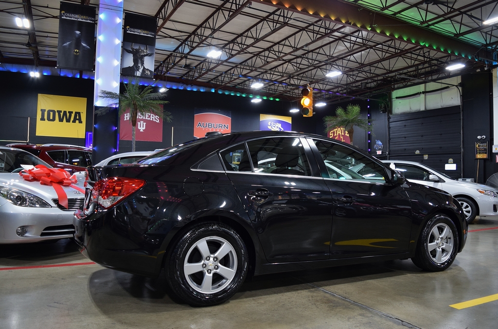 Used 2015 Chevrolet Cruze LT FWD image 14