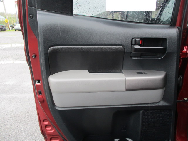 Used 2010 Toyota Tundra SR5 AWD/4WD image 27