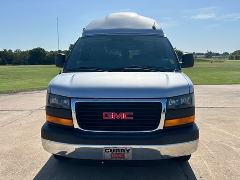 Used 2013 GMC Savana 2500 image 2