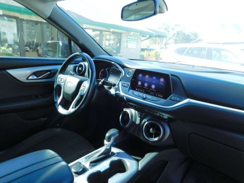 Used 2020 Chevrolet Blazer LT image 26