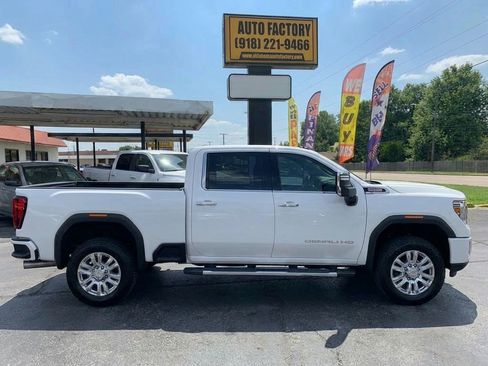 Used 2022 GMC Sierra 2500 Denali image 4