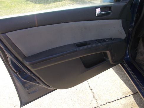 Used 2011 Nissan Sentra image 5