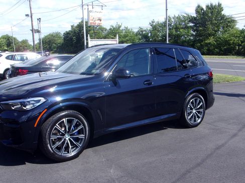 Used 2022 BMW X5 xDrive40i AWD/4WD image 3