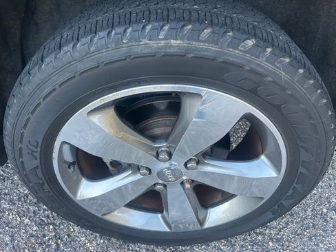 Used 2014 Jeep Grand Cherokee 2WD Limited image 16