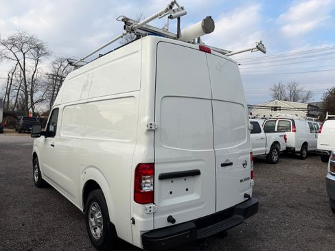 Used 2021 Nissan NV image 3