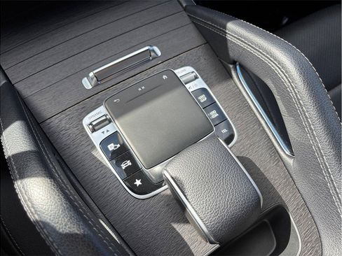 Used 2020 Mercedes-Benz GLE 350 image 36