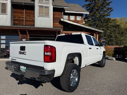 Used 2018 GMC Sierra 2500 SLE image 6