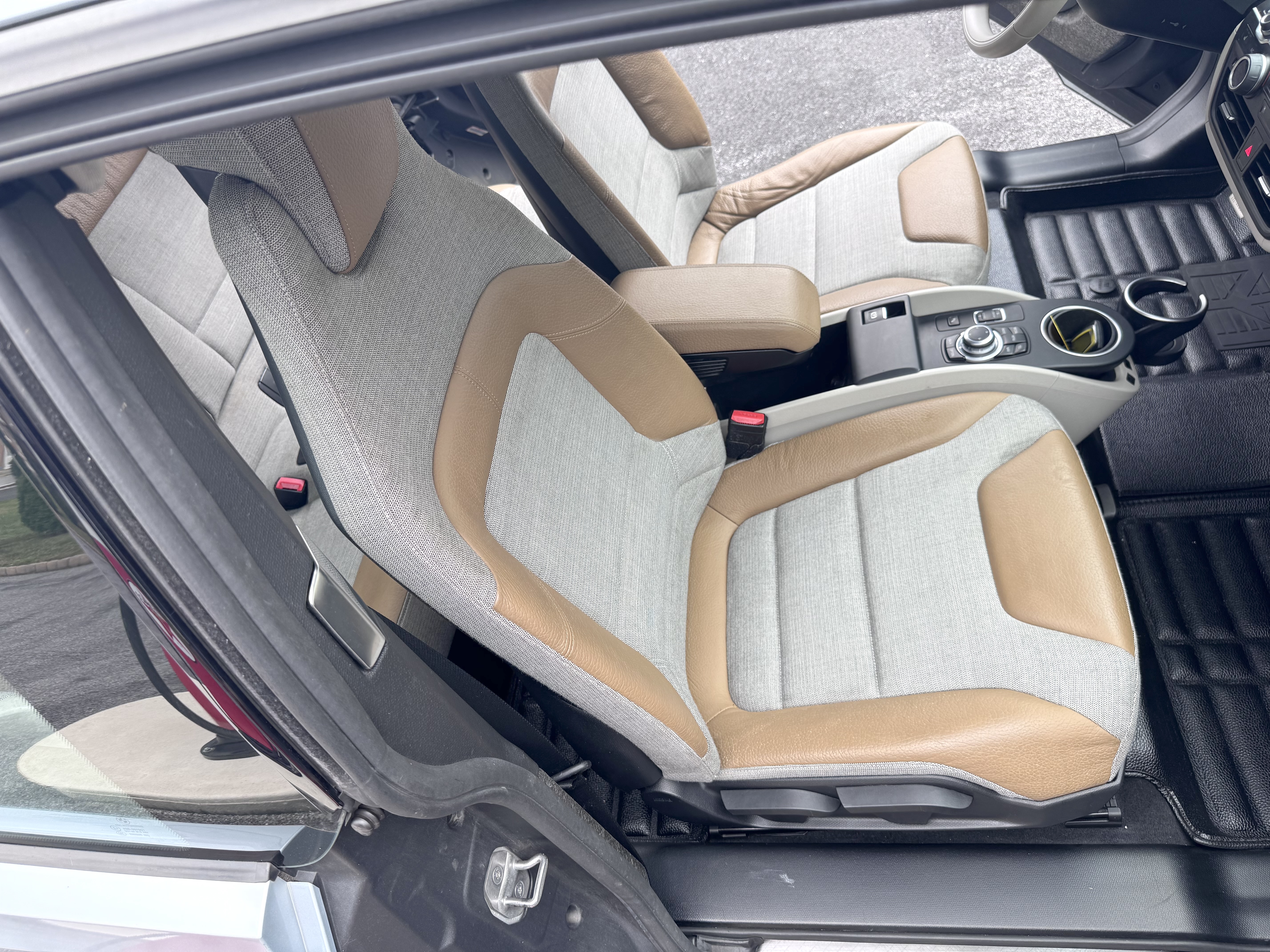 Used 2015 BMW i3 RWD image 18