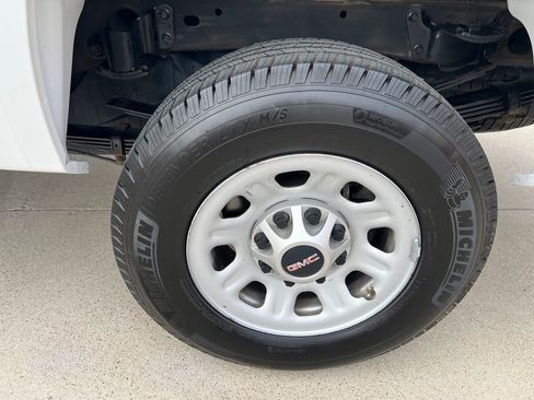 Used 2012 GMC Sierra 3500 4x4 Extended Cab image 17