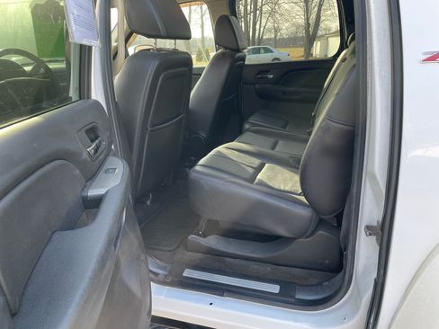 Used 2008 Chevrolet Avalanche Z71 image 14