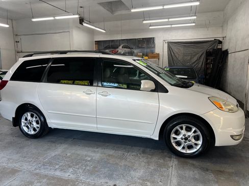 Used 2005 Toyota Sienna XLE image 8