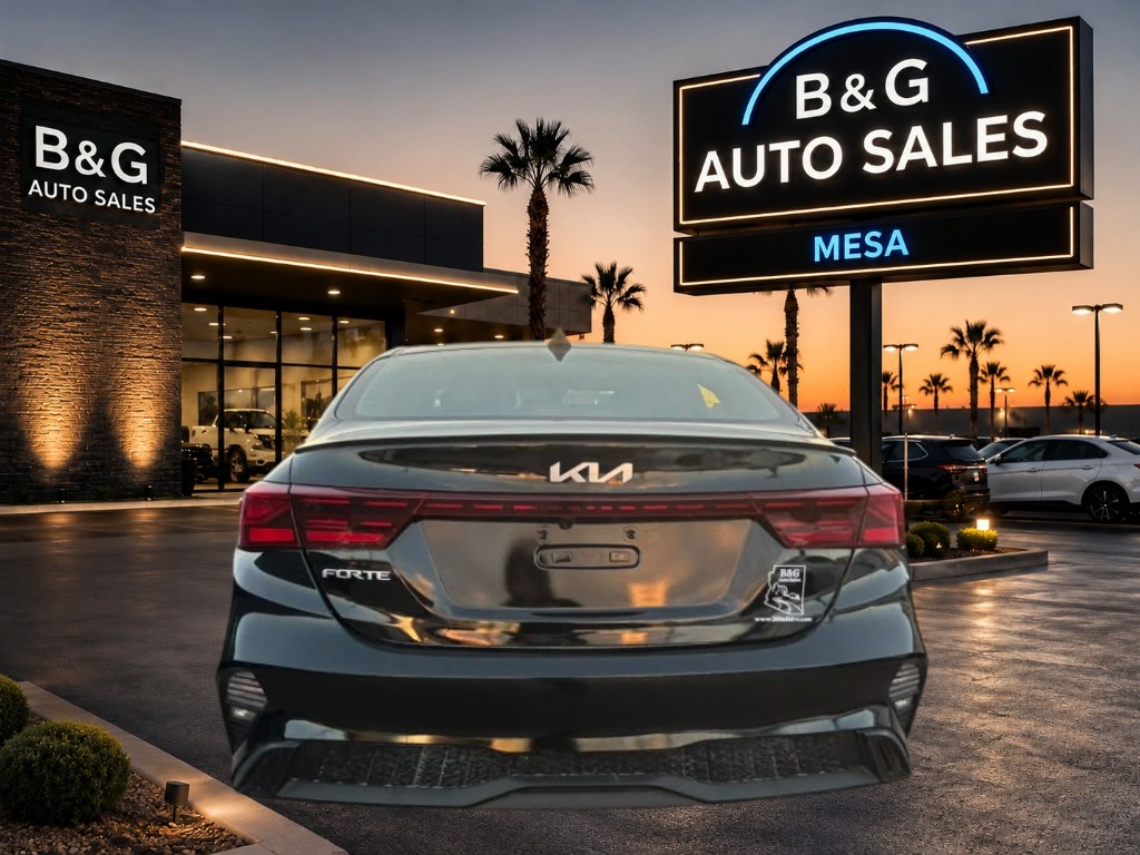 Used 2024 Kia Forte Sedan FWD image 5