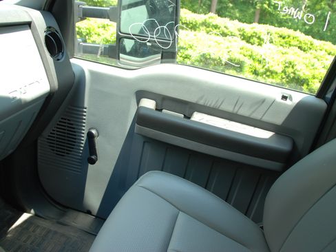 Used 2015 Ford F250 image 18