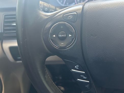 Used 2014 Honda Accord EX-L image 9