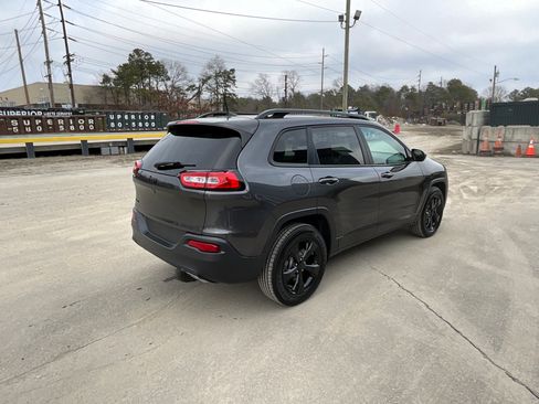 Used 2016 Jeep Cherokee High Altitude image 5