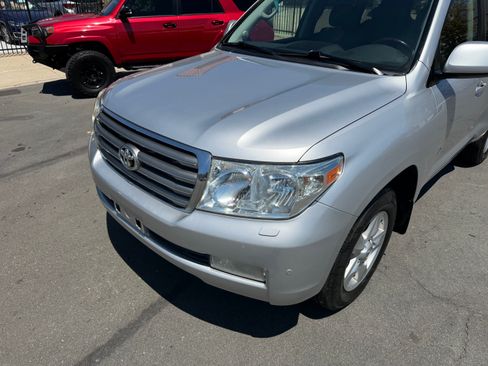 Used 2010 Toyota Land Cruiser UNAVAIL AWD/4WD image 9