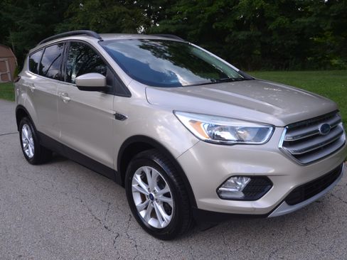 Used 2018 Ford Escape 4WD SE image 7
