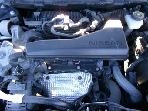 Used 2017 Nissan Rogue AWD image 19