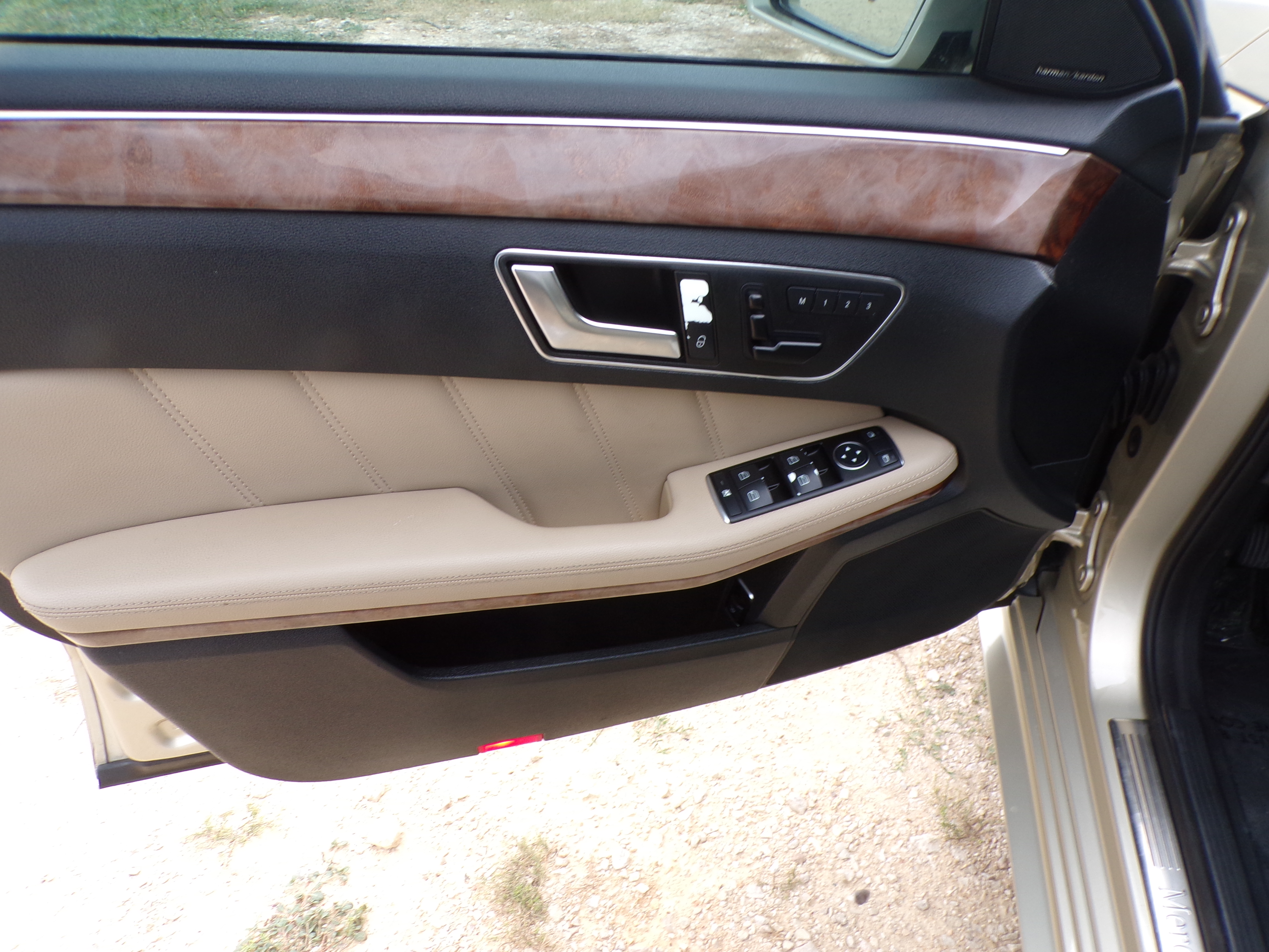 Used 2013 Mercedes-Benz E 350 Sport image 10