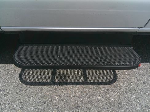 Used 2014 Ford E-150 and Econoline 150 Club Wagon image 16