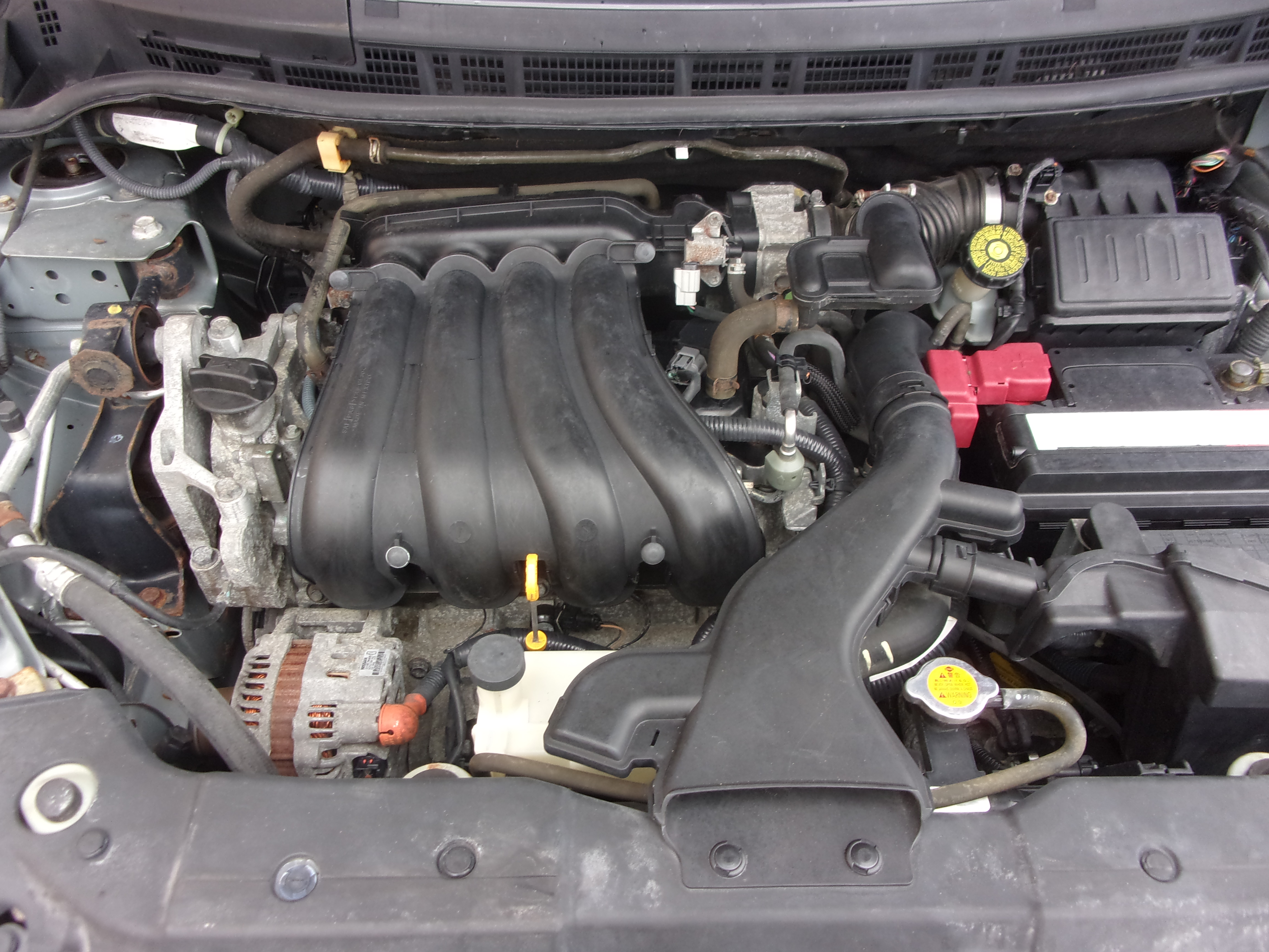 Used 2012 Nissan Versa 1.8 S Hatchback FWD image 13