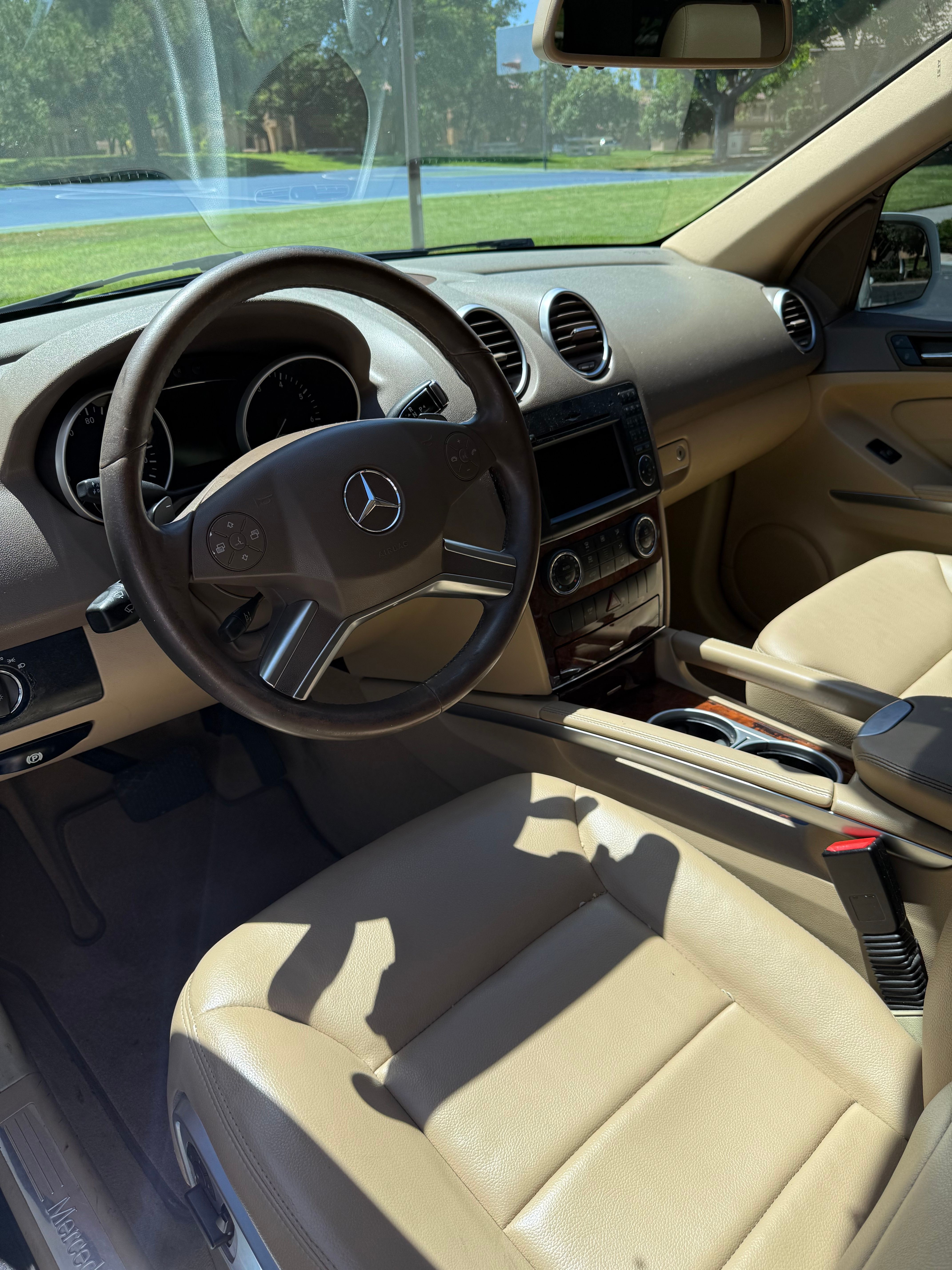 Used 2010 Mercedes-Benz ML 350 2WD image 23